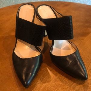 Banana republic black heels